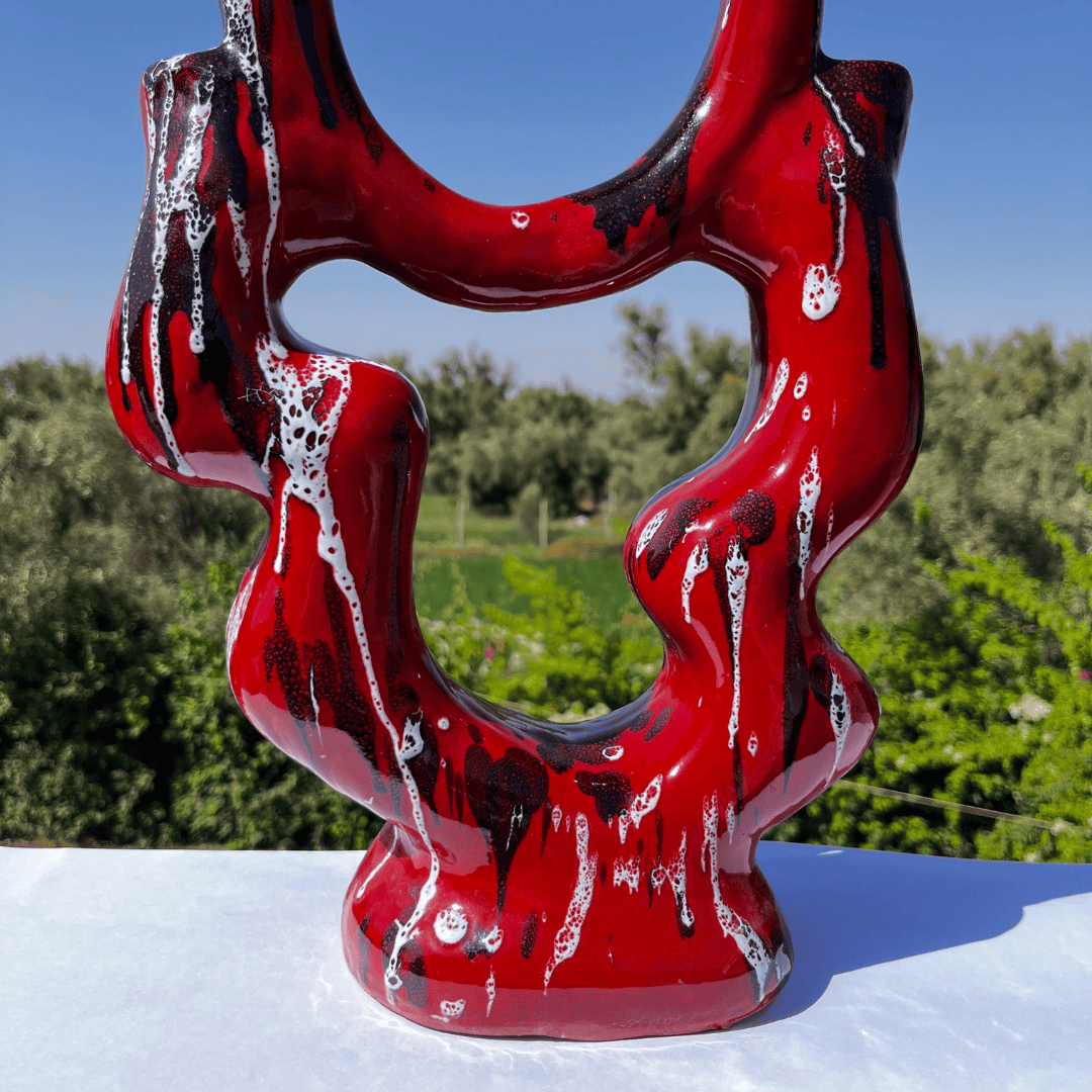 Vase décoratif artisanal marocain rouge design moderne