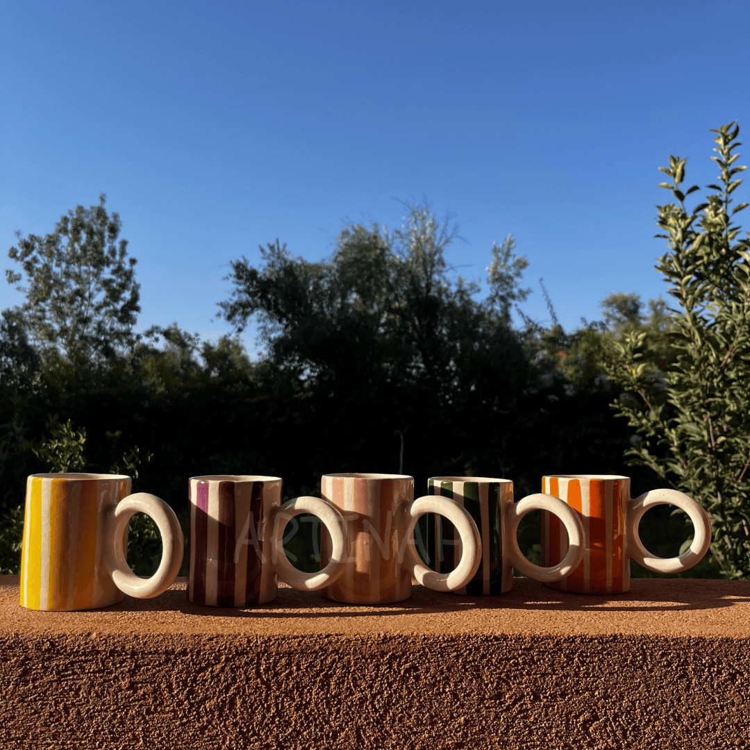 Mug artisanal marocain rayé – Collection Artinah