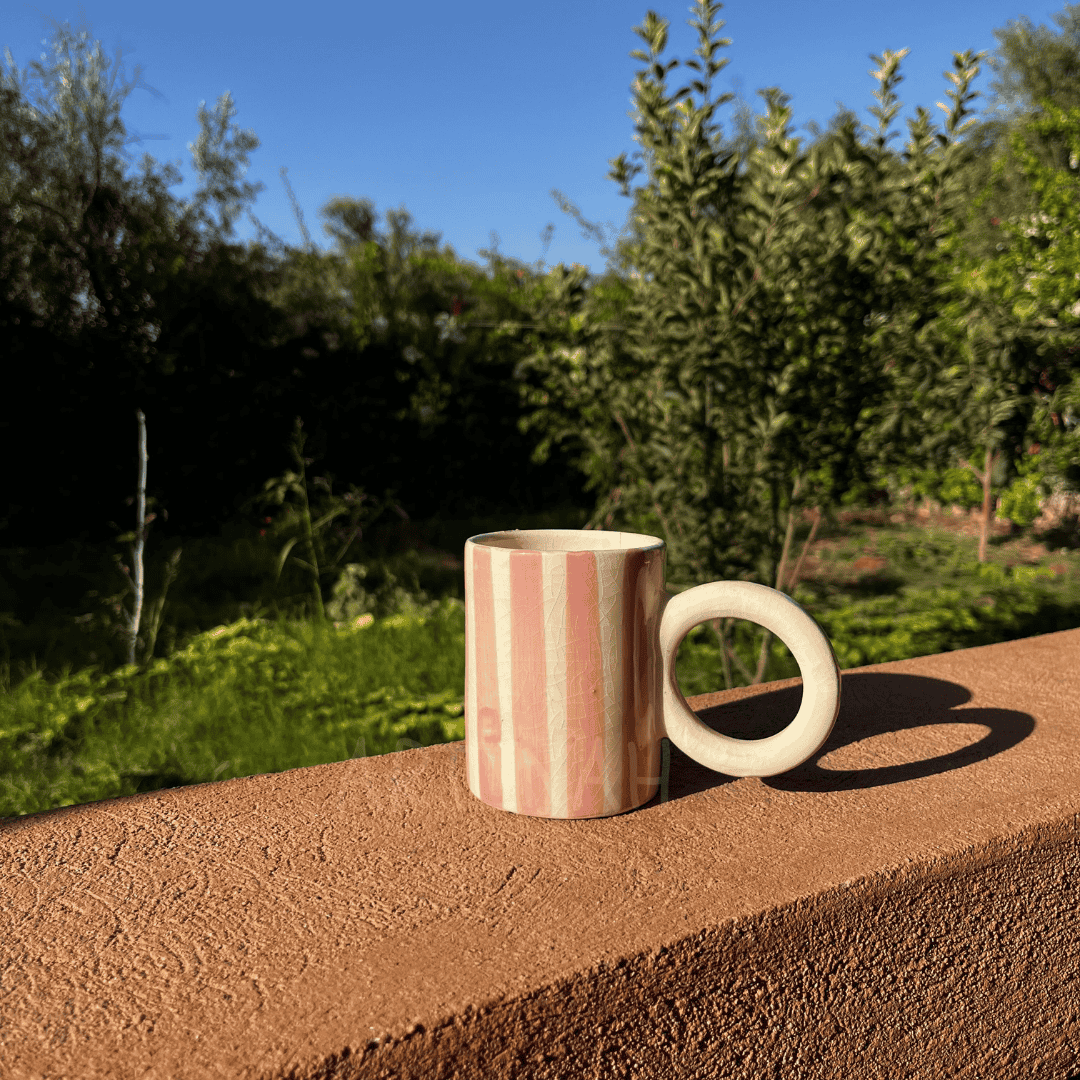 Mug artisanal marocain rayé – Collection Artinah