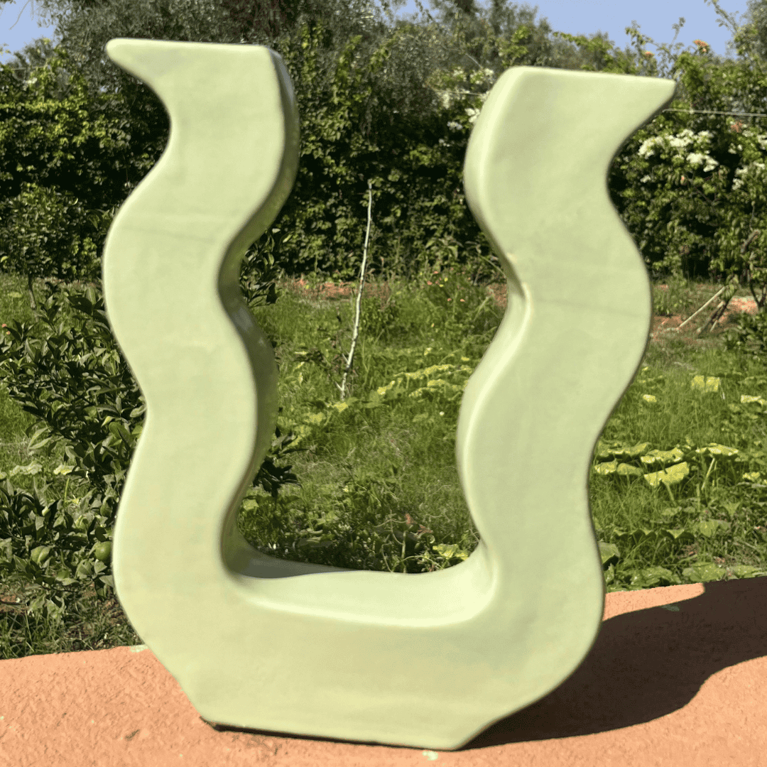 Handcrafted Wavy U Vase