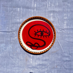 Assiettes Murales en Céramique Artisanale – Visage Abstrait Rouge