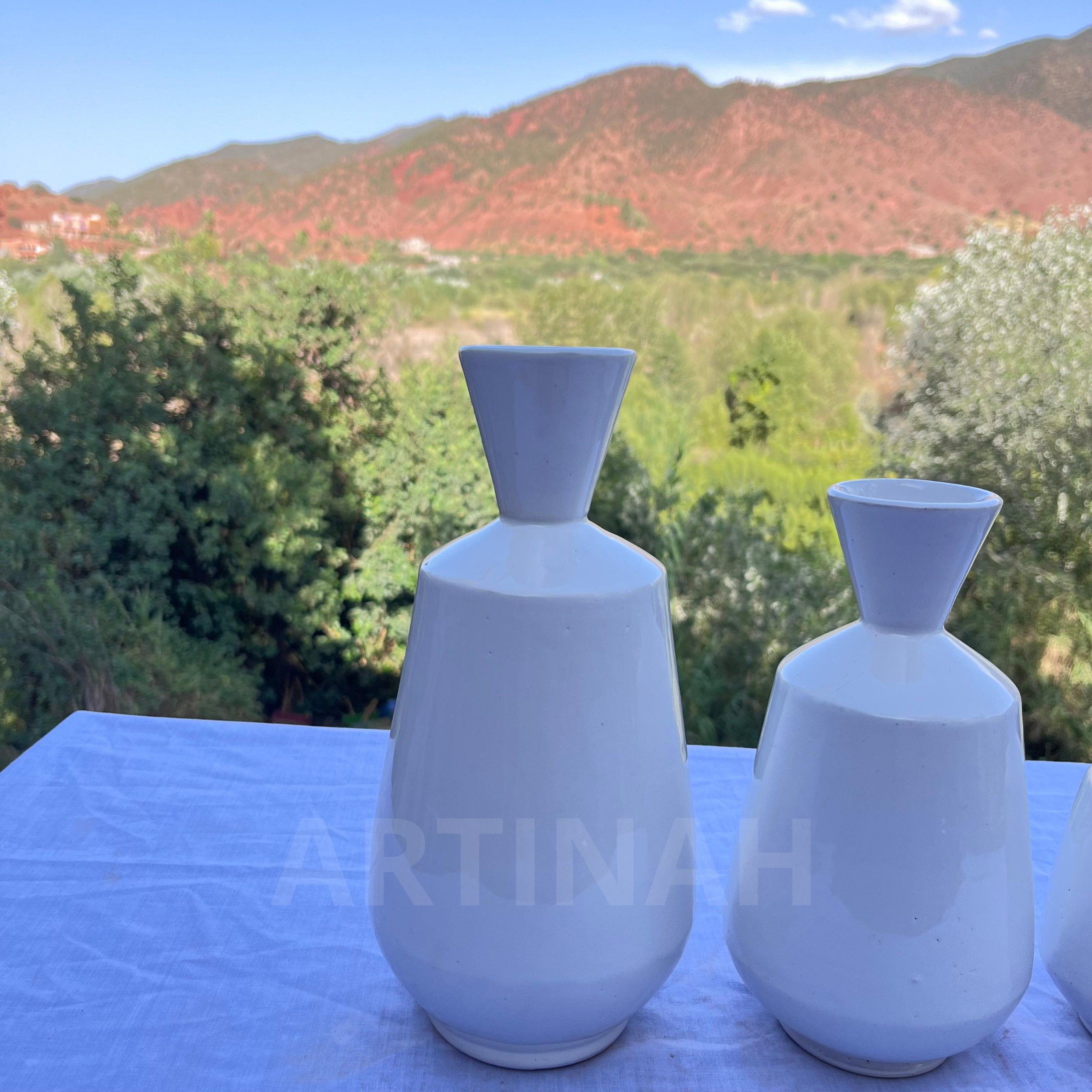Vases en Céramique Artisanale – Blanc Minimaliste