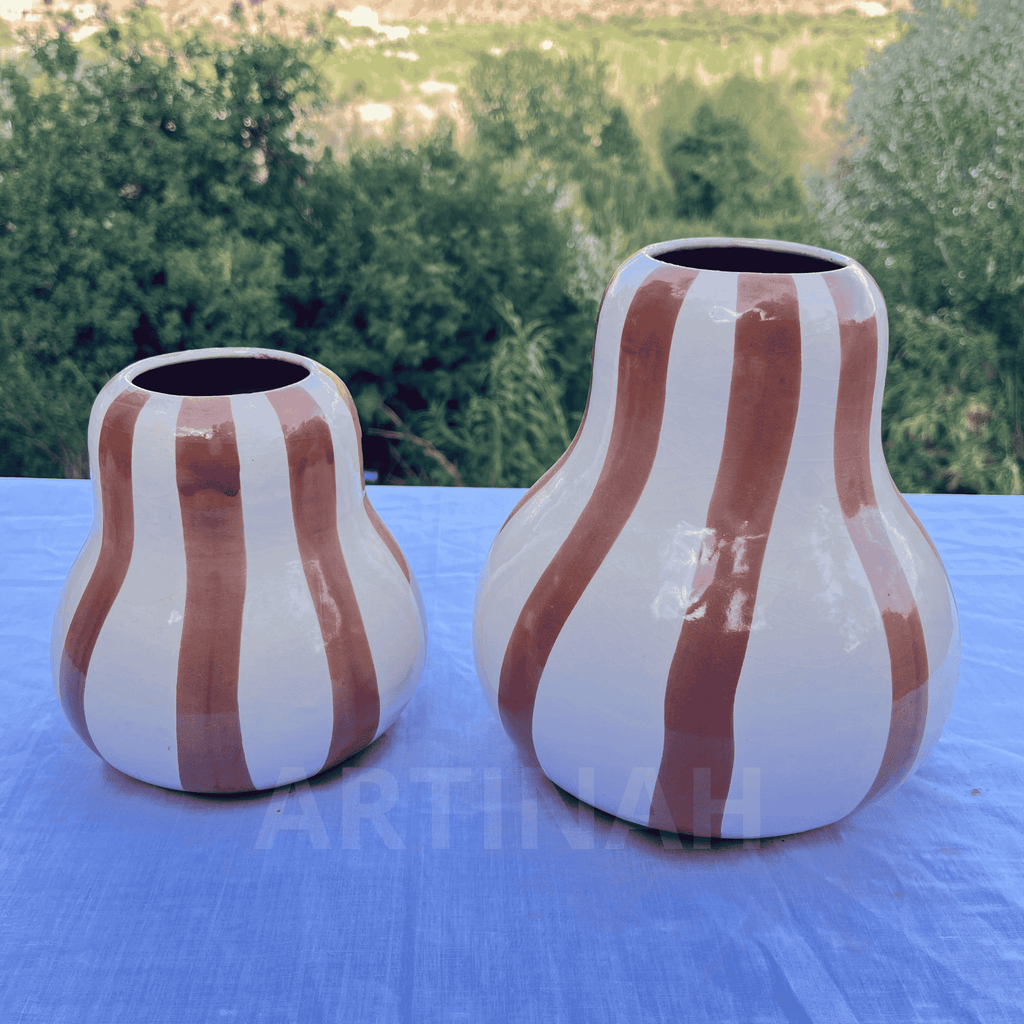 Vase en Céramique Artisanale – Rayé Marron