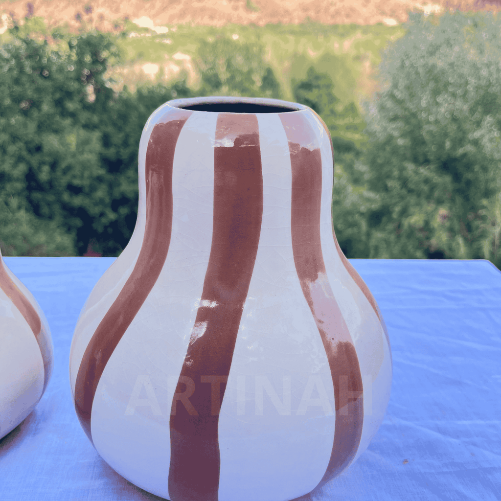 Vase en Céramique Artisanale – Rayé Marron