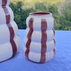 Vase en Céramique Artisanale – Rayé Marron Ondulé